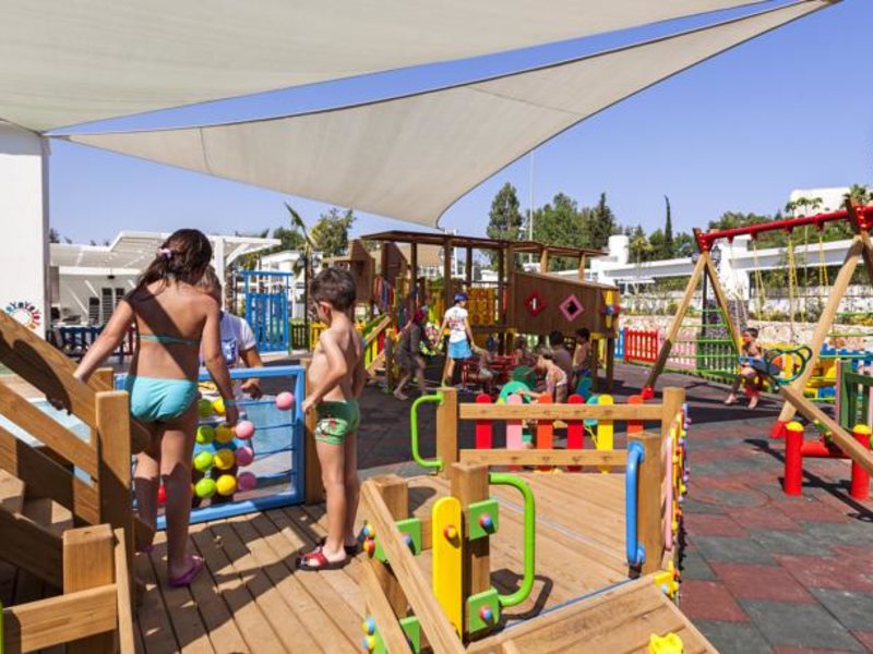 Karmir Resort & Spa 59850