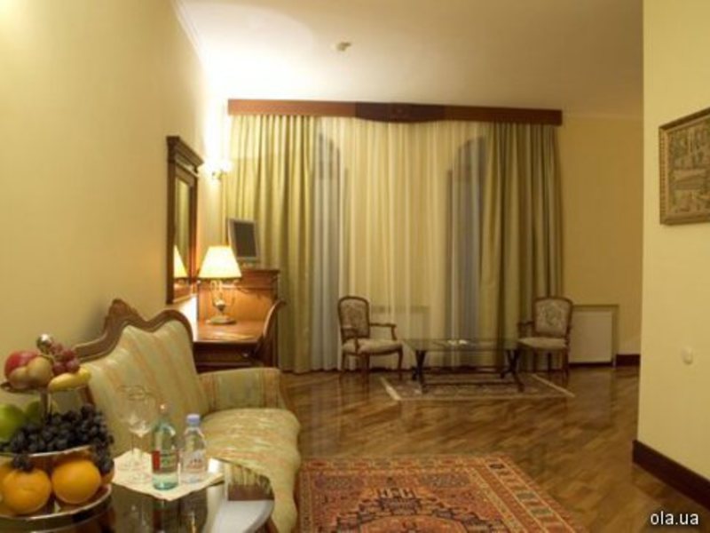 Kaspiy Hotel 12068