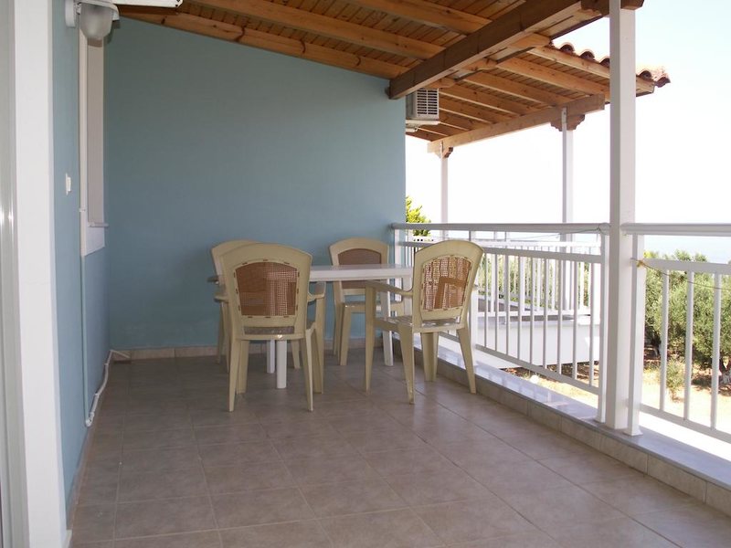 Kastro Beach Hotel 284171