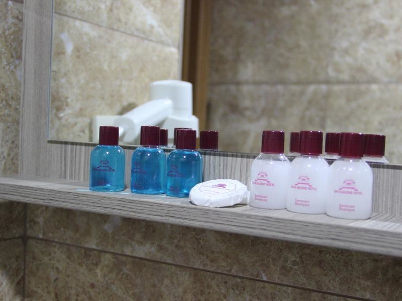 Kaya Madrid Hotel 280170