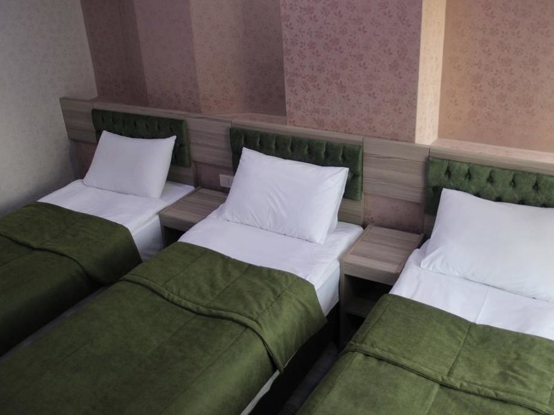 Kaya Madrid Hotel 280172