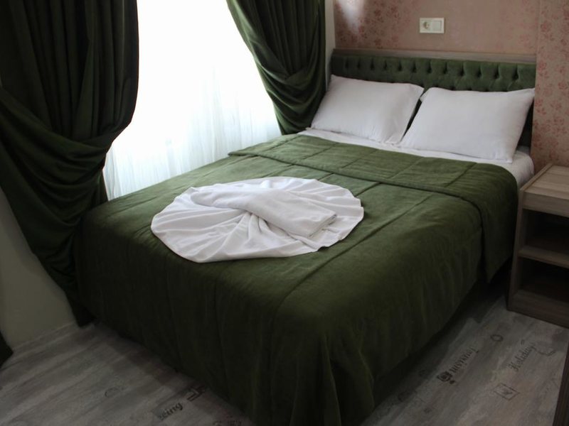 Kaya Madrid Hotel 280175