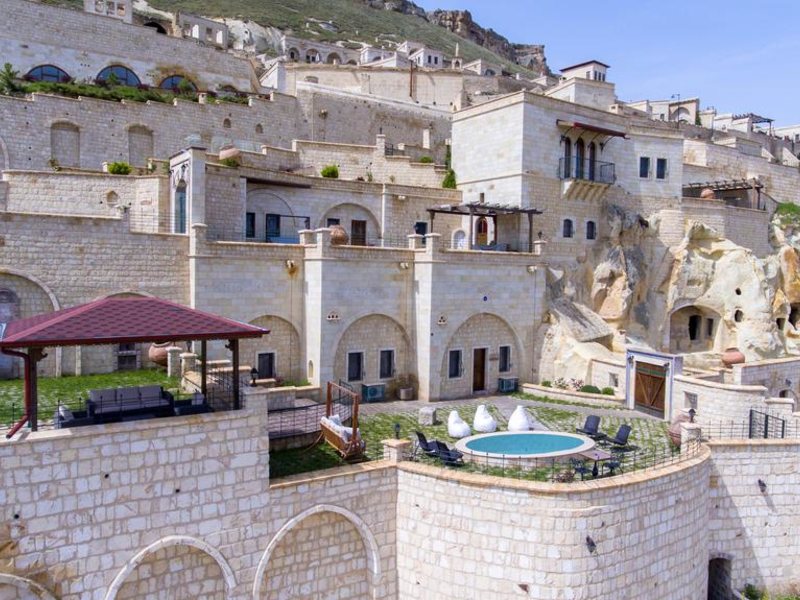Kayakapi Premium Caves Cappadocia 280200