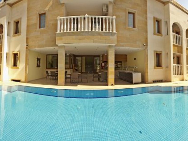 Kemper Dinara Hotel  55435