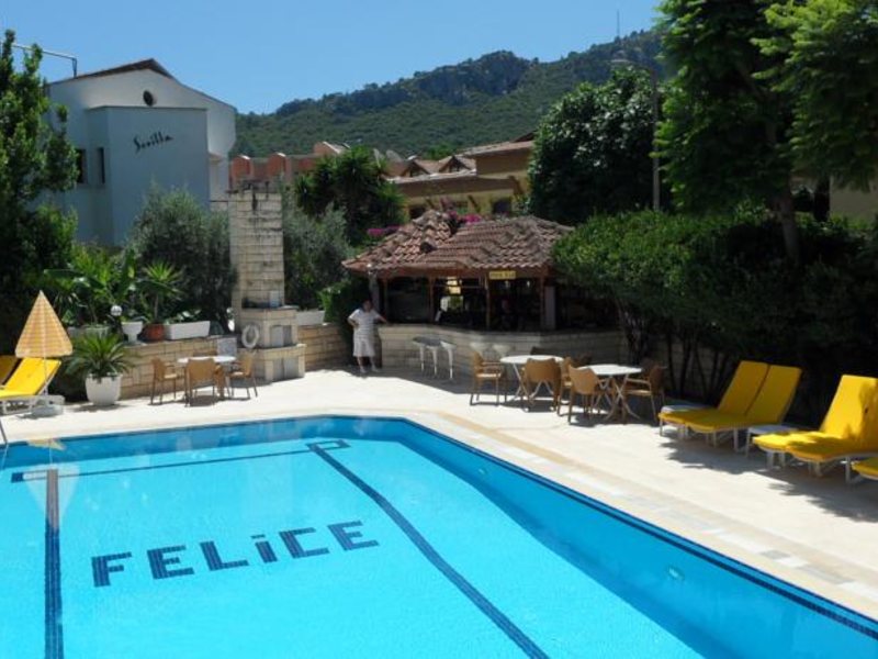 Kemper Felice Hotel  55562