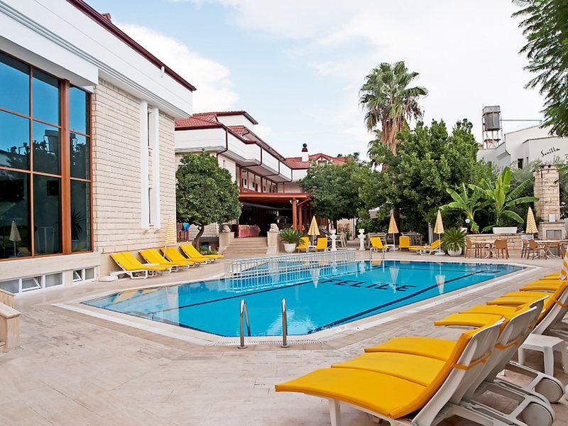 Kemper Felice Hotel  55565