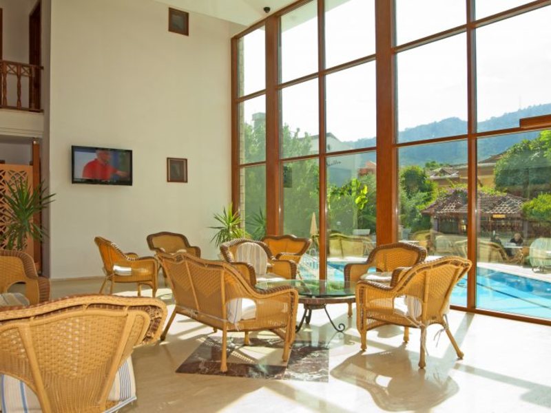 Kemper Felice Hotel  55568