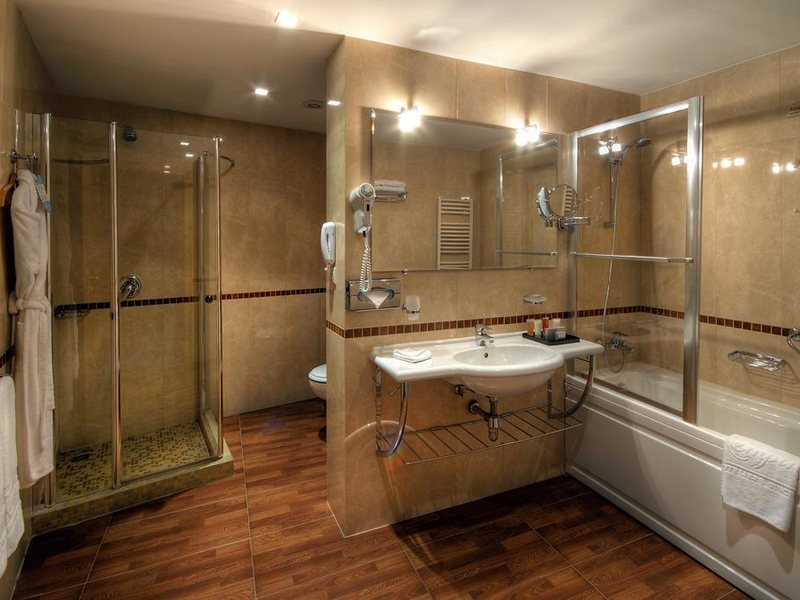 Kempinski Grand Arena 237068