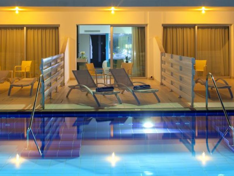 King Evelthon Beach Hotel & Resort 291080