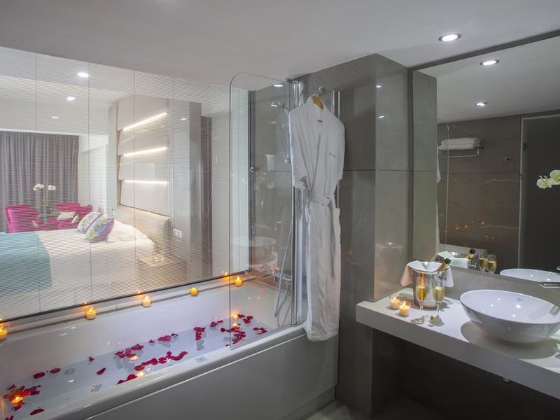 King Evelthon Beach Hotel & Resort 291083