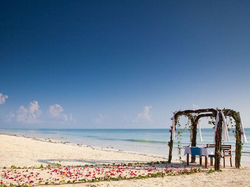 Kisiwa On the Beach  200465