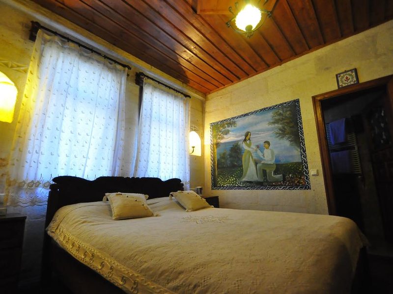 Kismet Cave House 304477