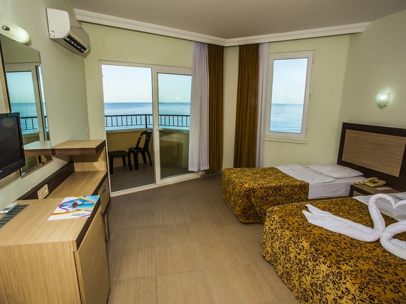 Kleopatra Beach Hotel 93376