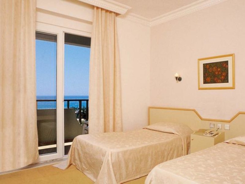 Kleopatra Hermes Hotel 65469