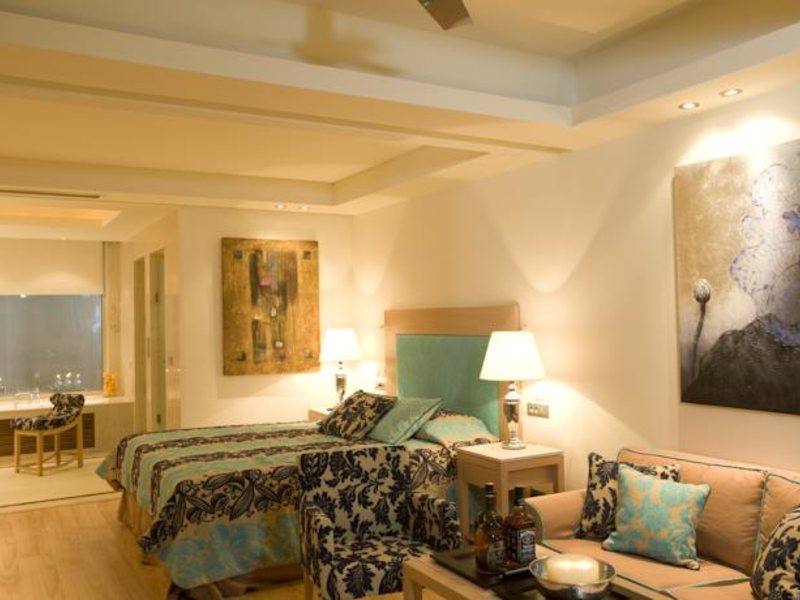 Knossos Beach Bungalows & Suites 98613