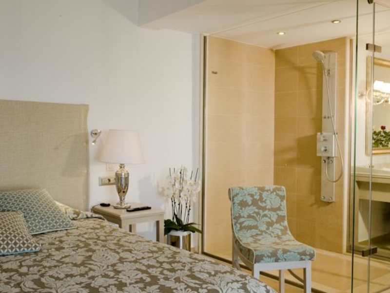 Knossos Beach Bungalows & Suites 98616