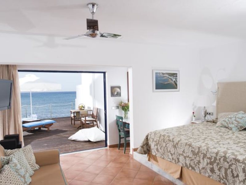 Knossos Beach Bungalows & Suites 98620