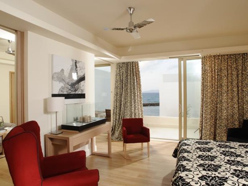 Knossos Beach Bungalows & Suites 98624