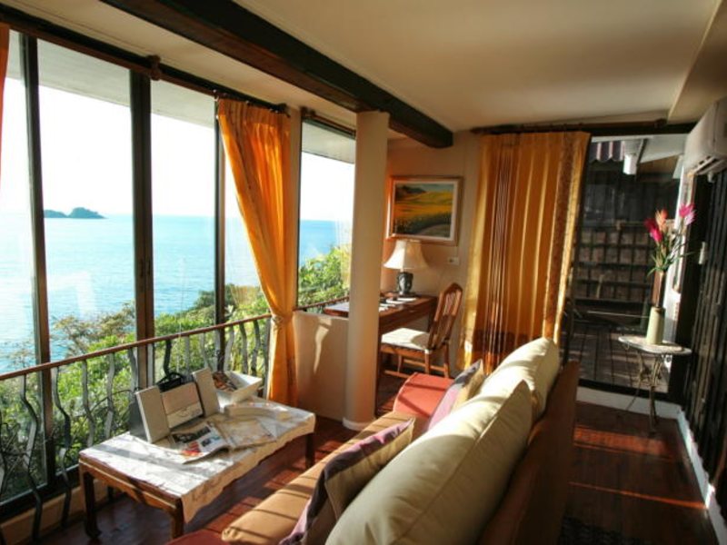 Koh Chang Cliff Beach Resort 153412