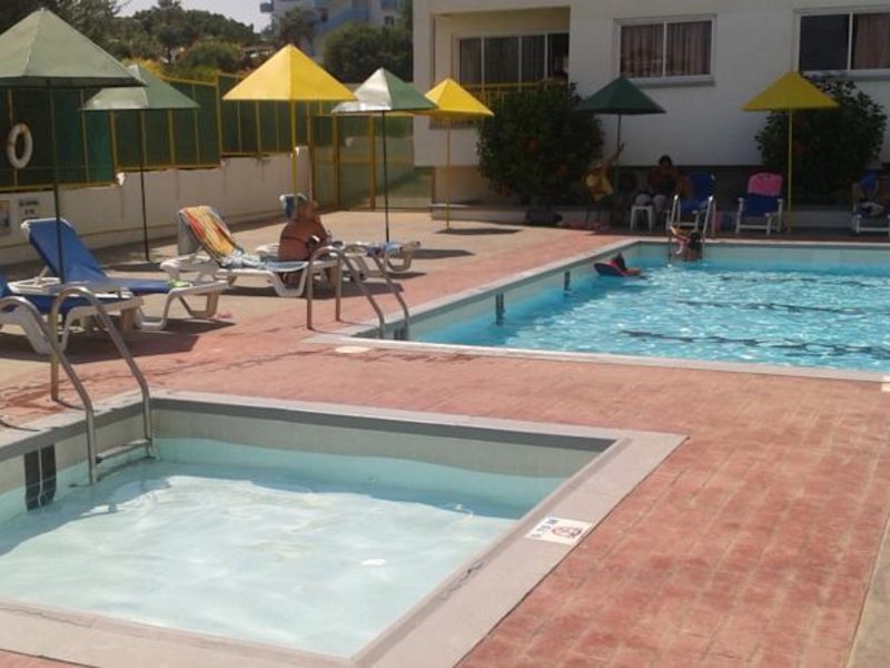 Kokkinos Hotel Apts 120904