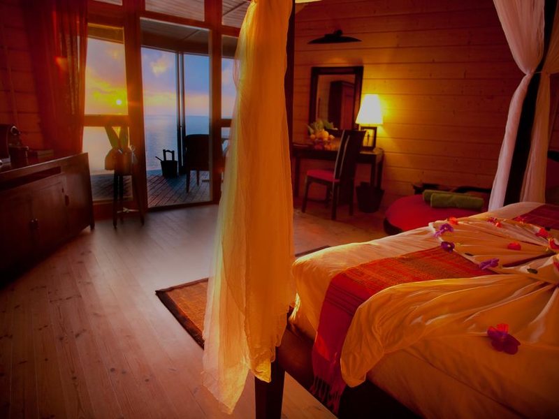 Komandoo Island Resort & Spa  228137