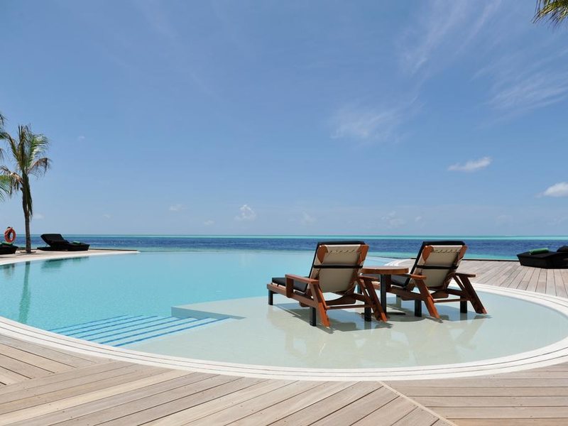 Komandoo Island Resort & Spa  228139