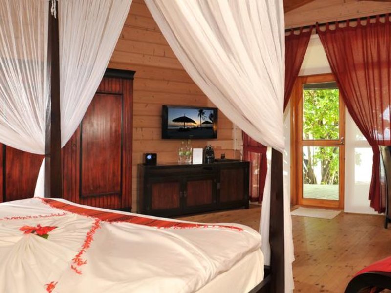 Komandoo Island Resort & Spa  228148