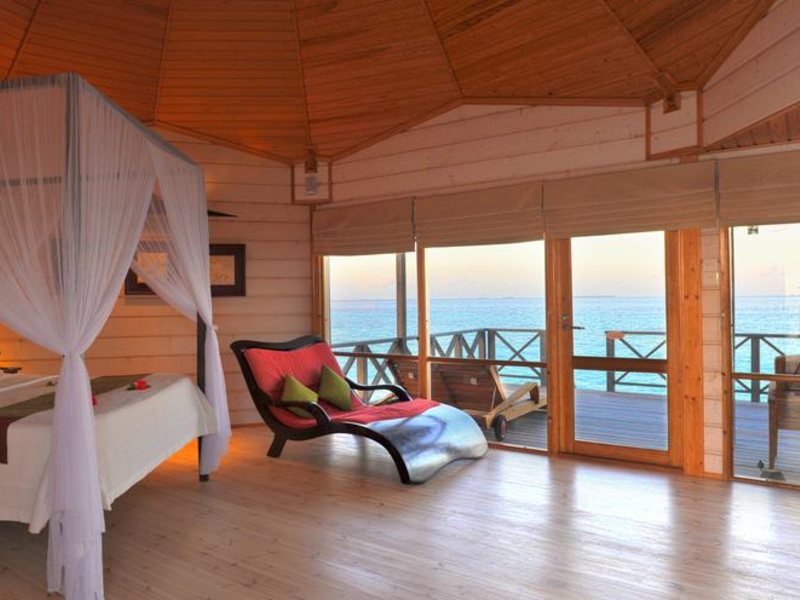 Komandoo Island Resort & Spa  228154