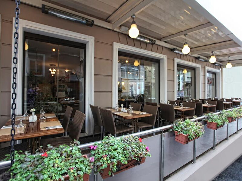 Konak Hotel 242436