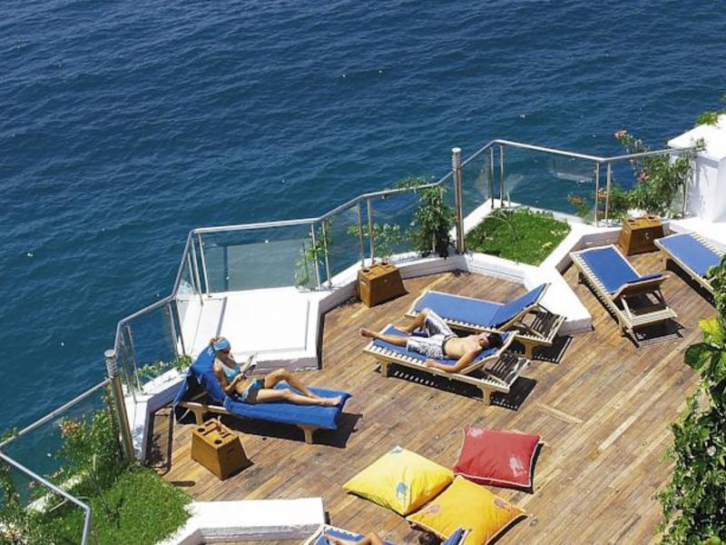 Korumar Hotel Deluxe 93465