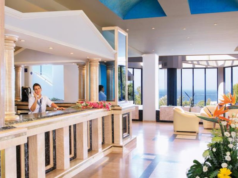 Kresten Palace 82537