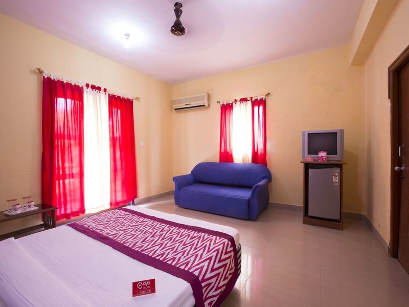 Krish Holiday Inn  115070