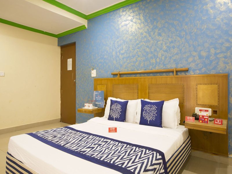 Krish Holiday Inn  115072