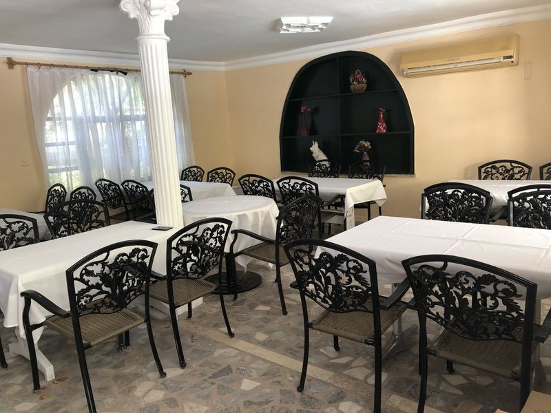 Kromer Garden Hotel  301759