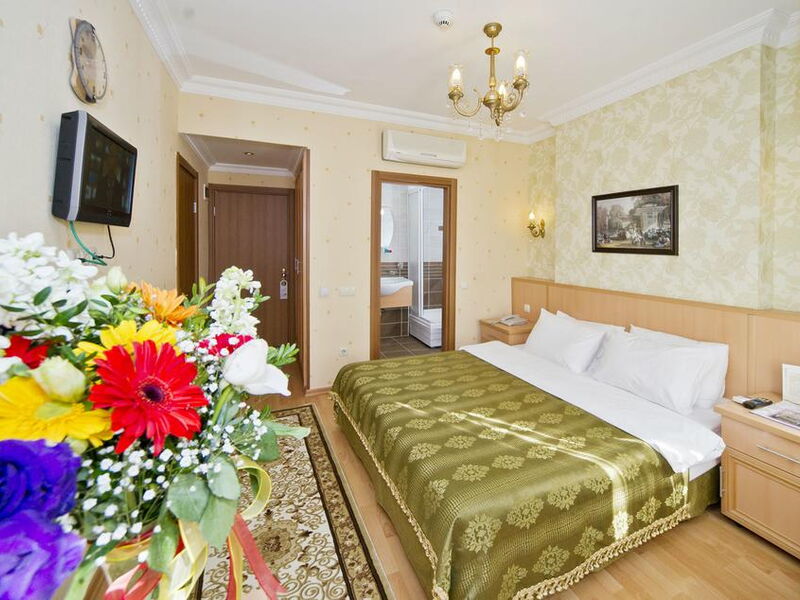 Kupeli Hotel 280225