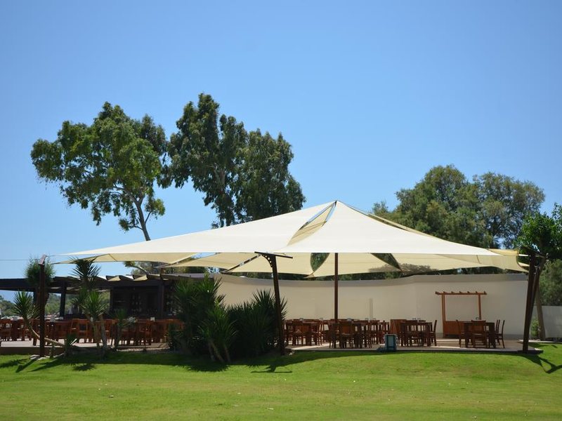 LIV by Bellazure Hotel 196579