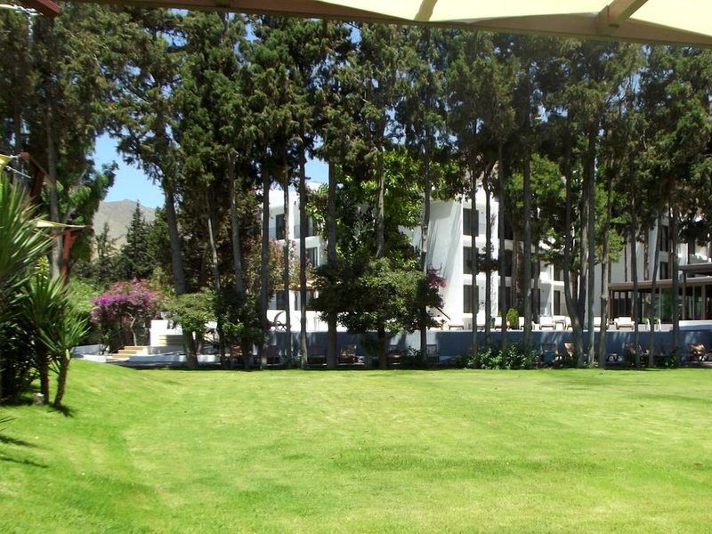 LIV by Bellazure Hotel 196581