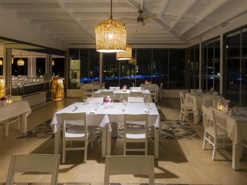 LIV by Bellazure Hotel 196599