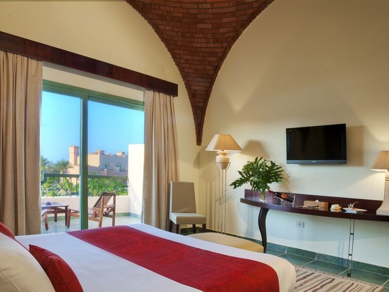 LTI Akassia Beach  (ex 125825