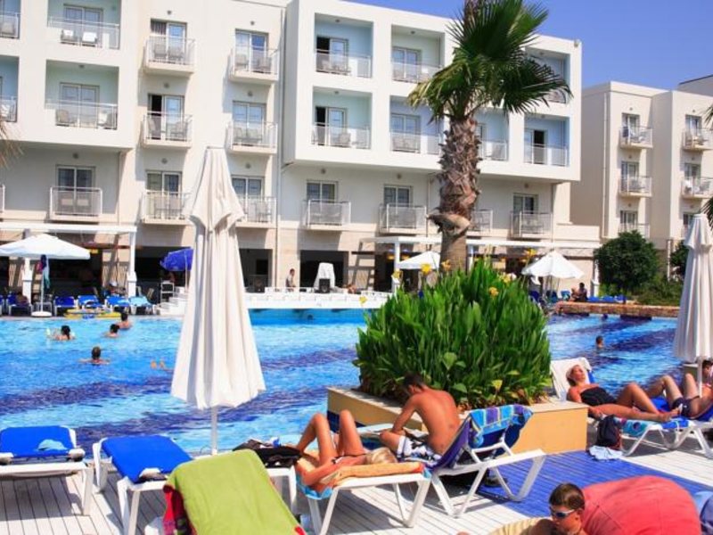 La Blanche Resort & Spa 93658