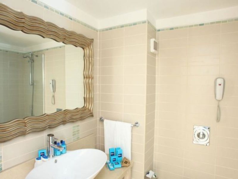 La Blanche Resort & Spa 93673