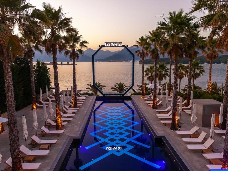 La Perla Hotel & Villas 308194