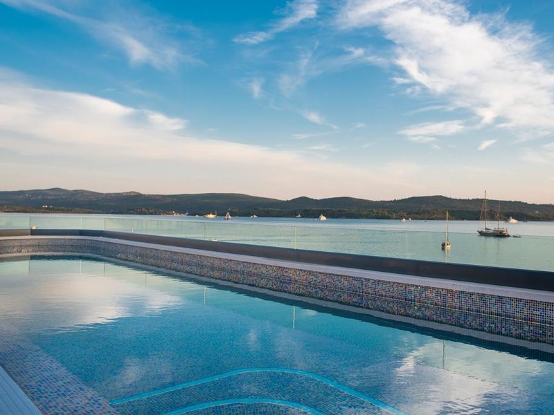 La Roche Hotel  308226