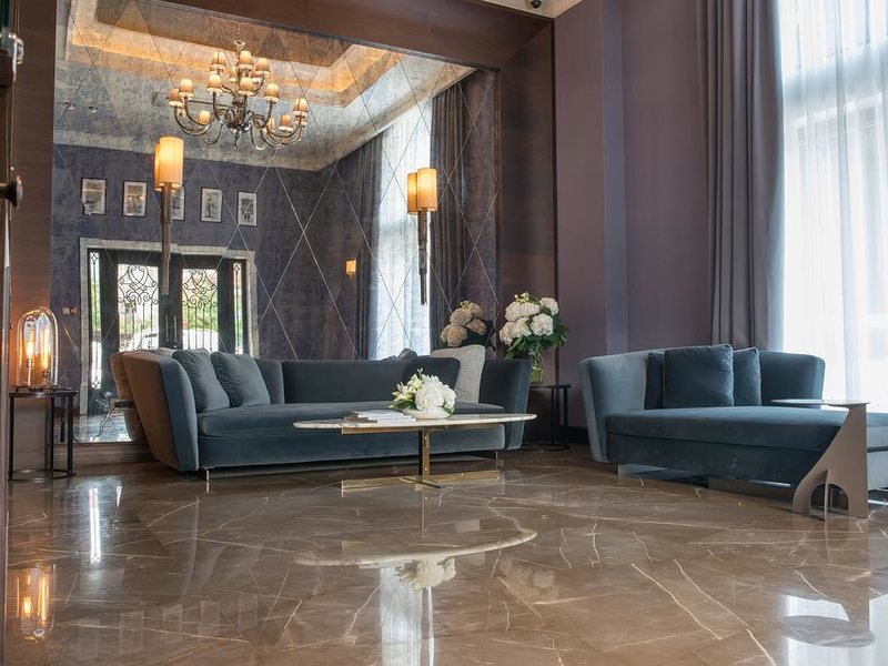 La Roche Hotel  308228