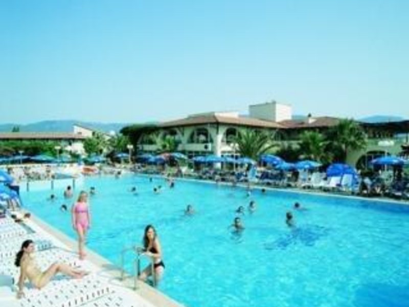 La Route Egeria Beach 295613