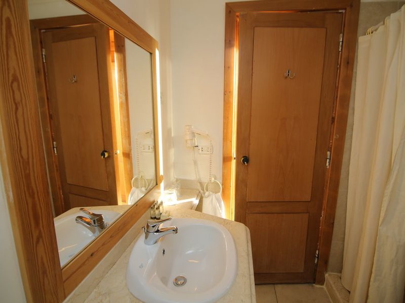 Labranda Tower Bay  (ех 128180