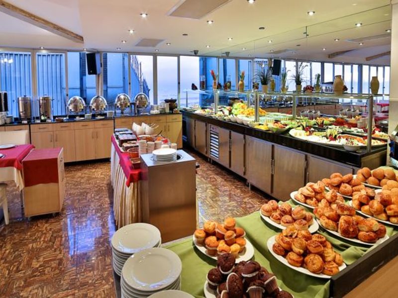 Lady Diana Hotel 161211