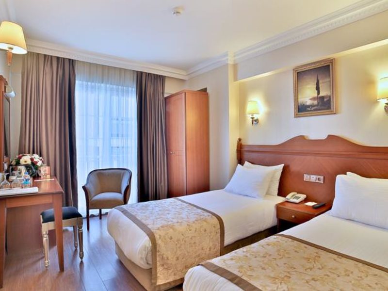 Lady Diana Hotel 161233