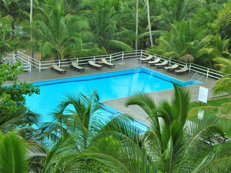 Lagoon Paradise Beach Resort 107991