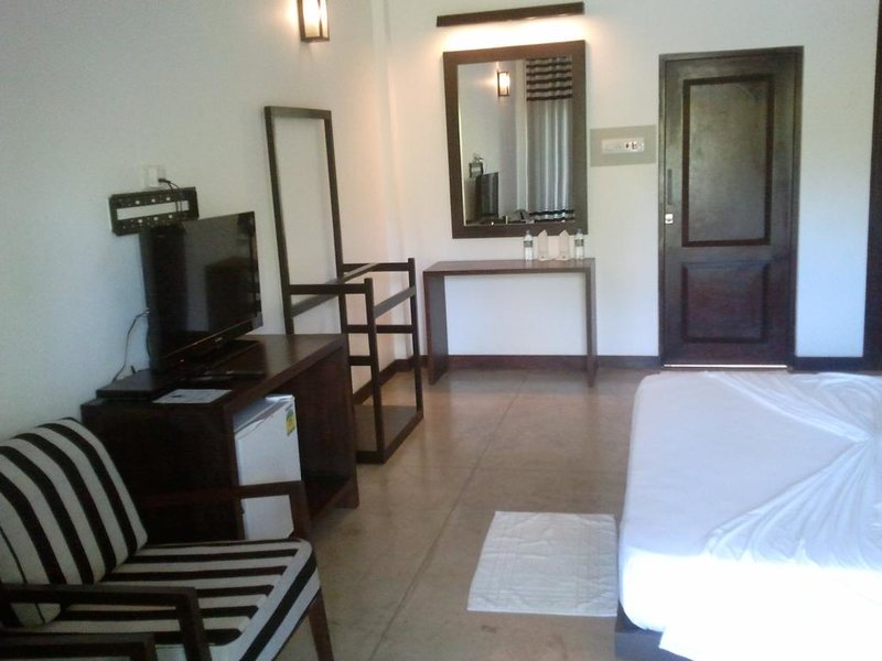 Lagoon Paradise Beach Resort 108000